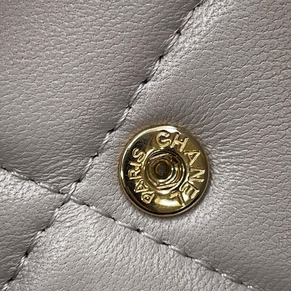 CHANEL Gray Lambskin Leather Wallet - Picture 10 of 16